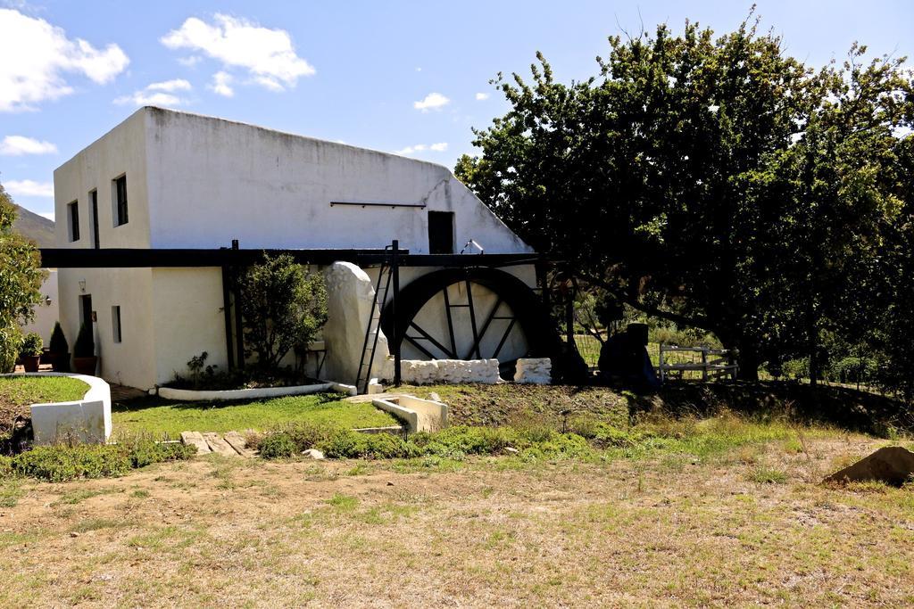 Beaumont Family Wines Villa Botrivier Exterior photo